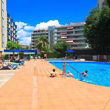 Uhc Alboran Apartments 살루 외부 사진