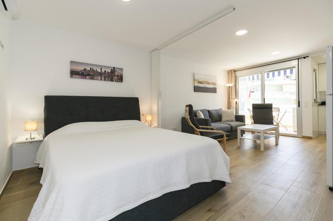 Uhc Alboran Apartments 살루 외부 사진